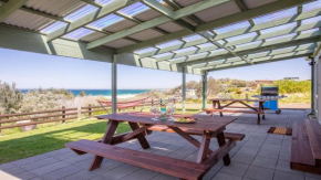 Antonio's Paradise - spectacular views over Warrain beach Culburra Beach